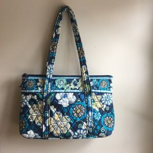 Vera Bradley Tote